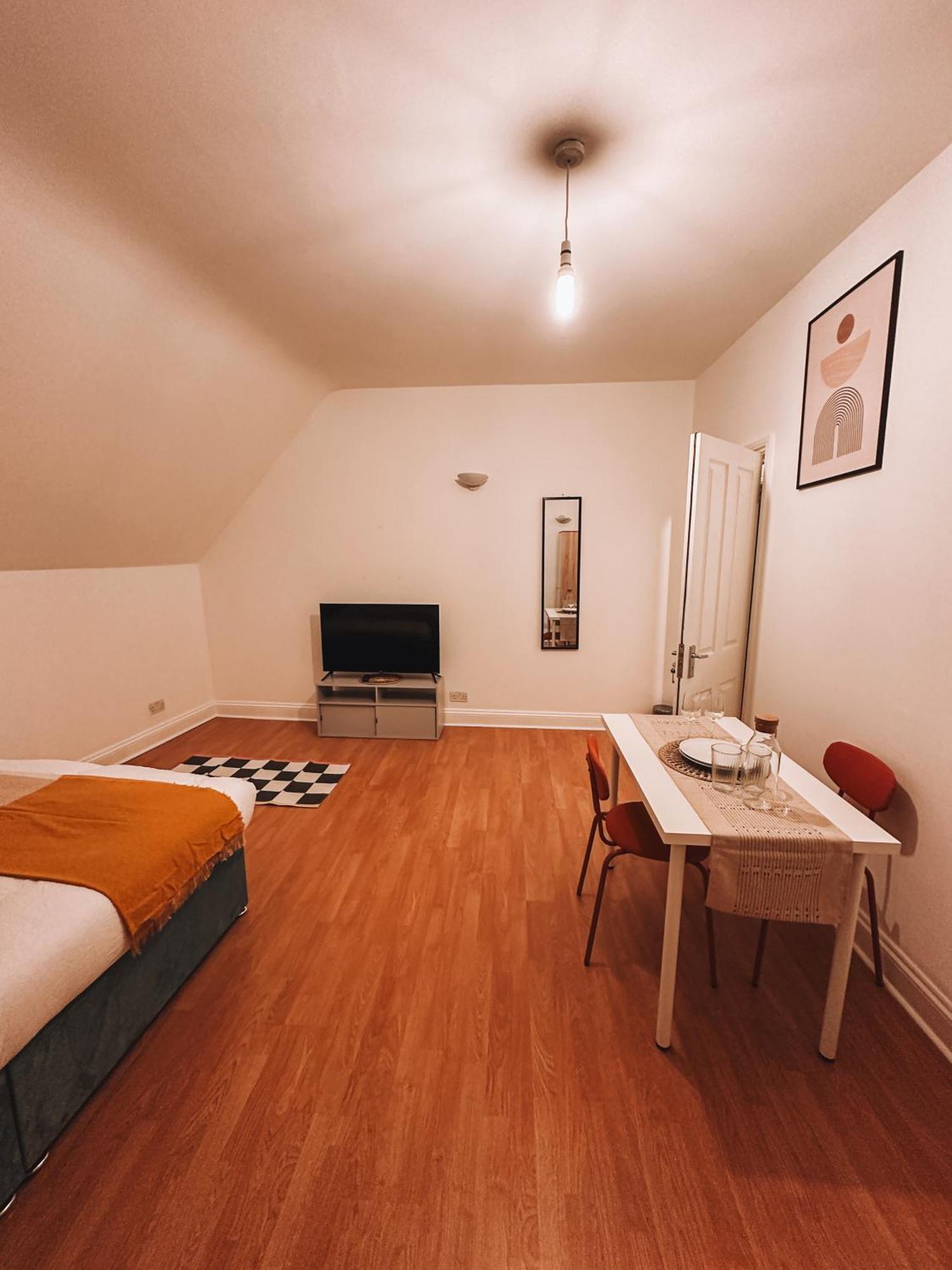 Spacious 3 Rooms In Tooting Londres Exterior foto