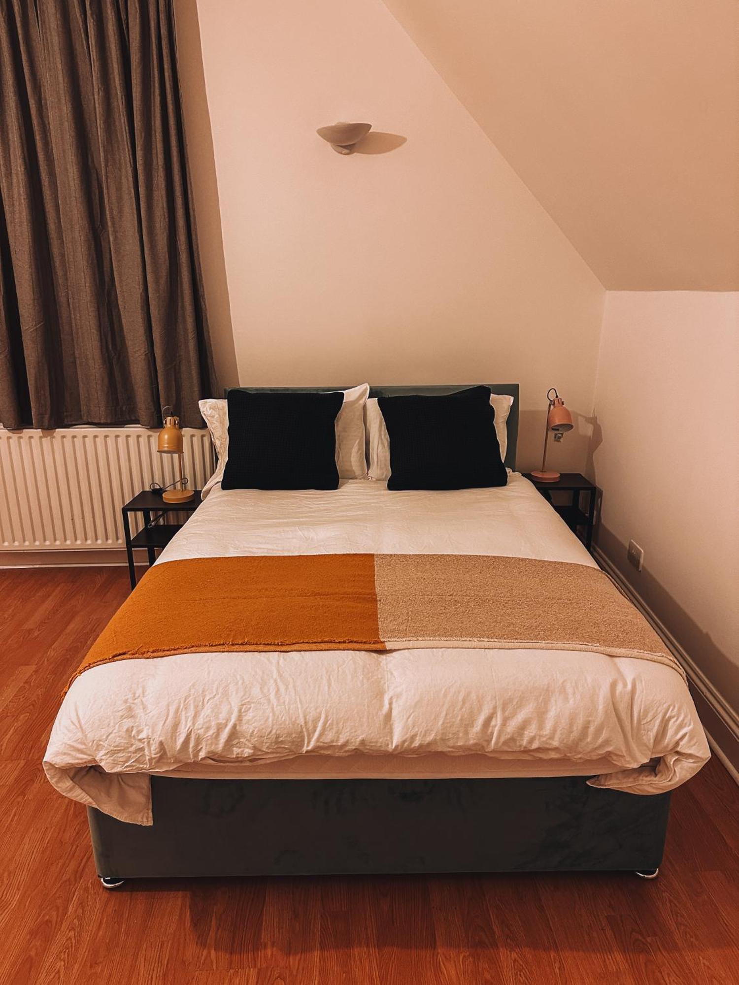 Spacious 3 Rooms In Tooting Londres Exterior foto